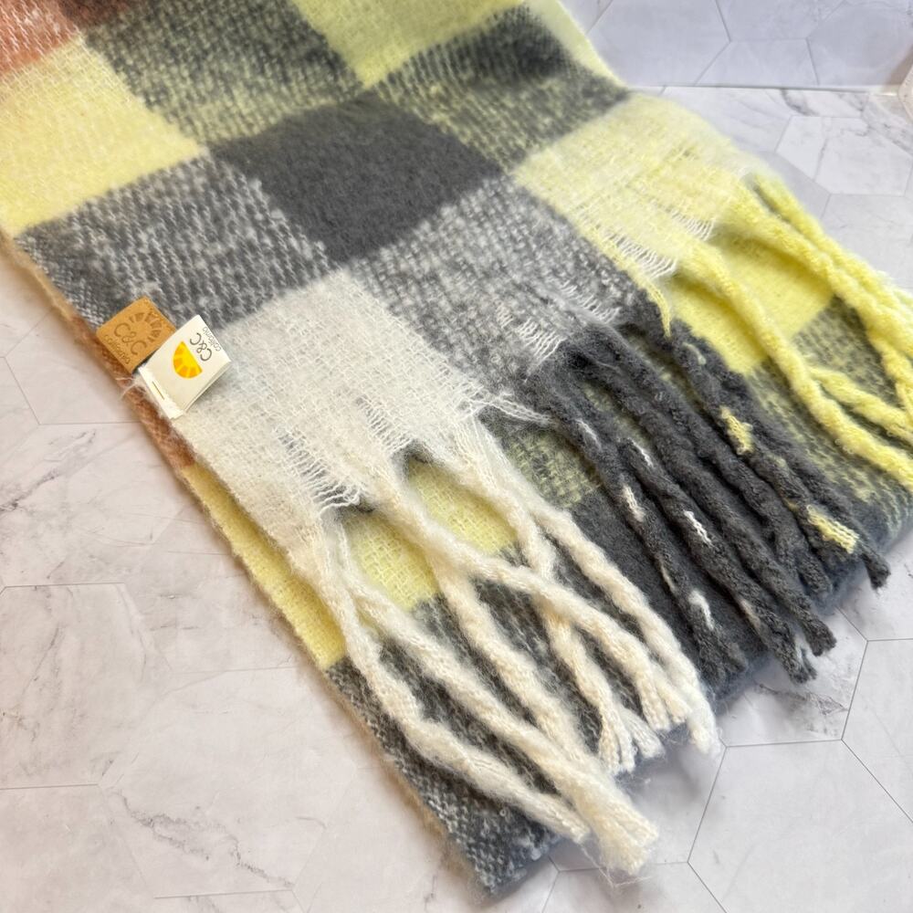 C & C California Scarf Soft Long Plaid Wrap Cozy Weather Outdoor 82x12" in EUC